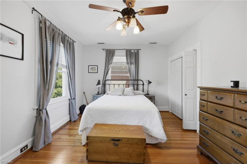 Photo 27 of 35 residential for sale in Norfolk virginia