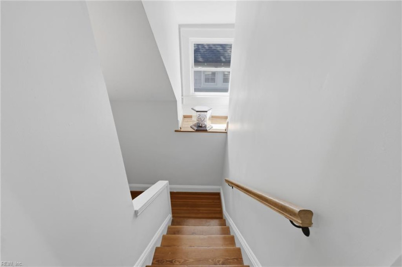 Photo 31 of 35 residential for sale in Norfolk virginia