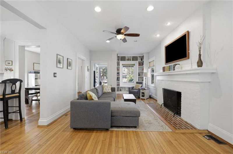 Photo 5 of 35 residential for sale in Norfolk virginia