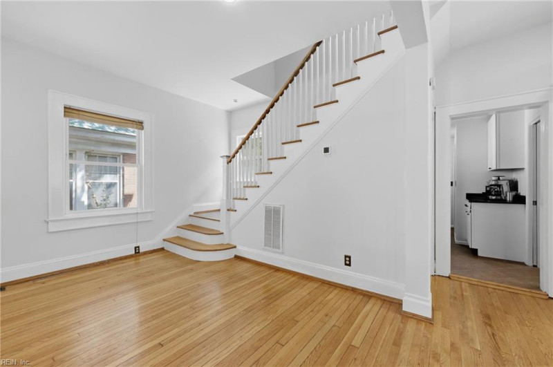 Photo 8 of 35 residential for sale in Norfolk virginia