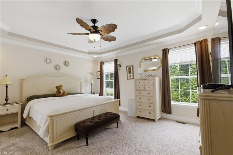 Photo 12 of 50 residential for sale in Chesapeake virginia