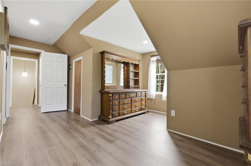 Photo 26 of 50 residential for sale in Chesapeake virginia