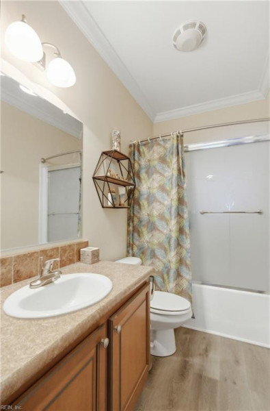 Photo 29 of 50 residential for sale in Chesapeake virginia