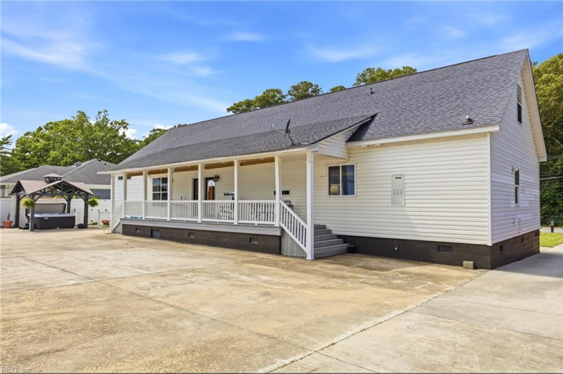Photo 37 of 50 residential for sale in Chesapeake virginia