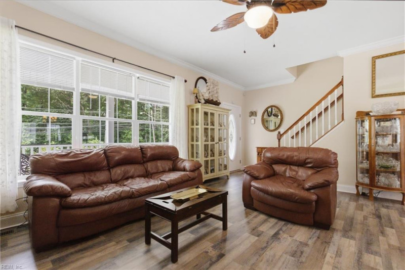 Photo 4 of 50 residential for sale in Chesapeake virginia
