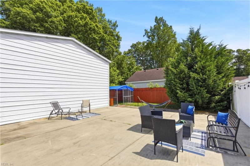 Photo 43 of 50 residential for sale in Chesapeake virginia