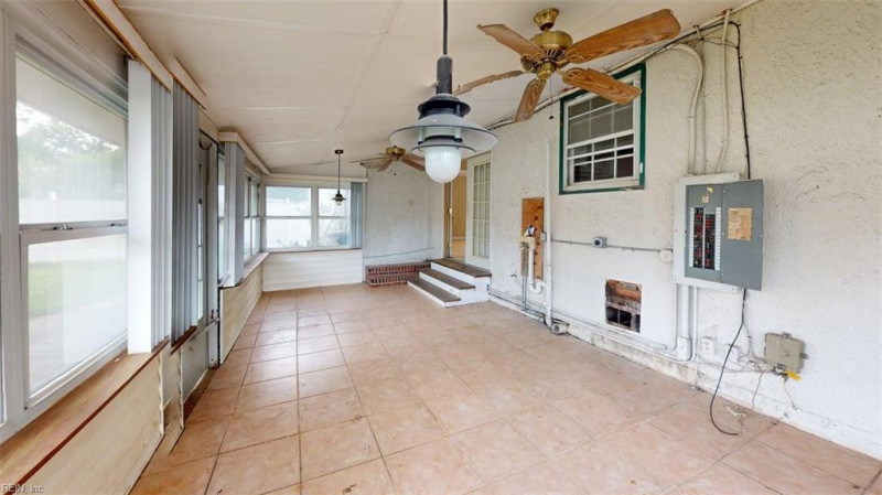 Photo 15 of 50 residential for sale in Norfolk virginia