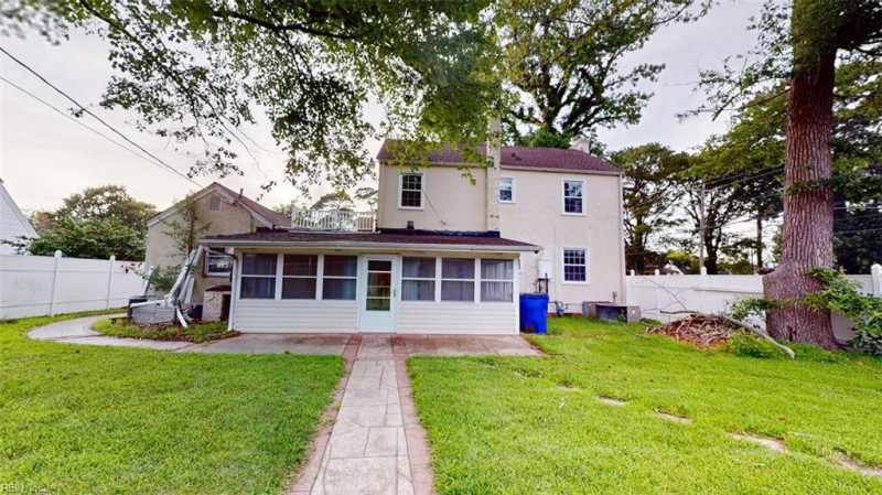 Photo 18 of 50 residential for sale in Norfolk virginia
