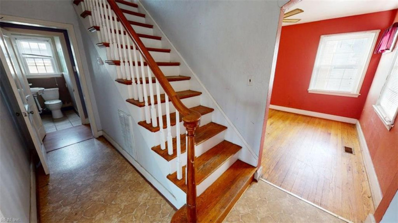 Photo 31 of 50 residential for sale in Norfolk virginia