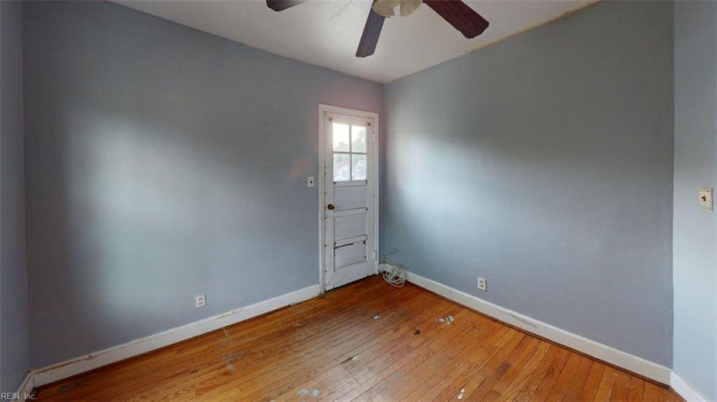 Photo 36 of 50 residential for sale in Norfolk virginia