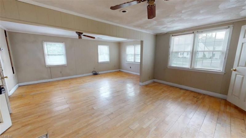 Photo 5 of 50 residential for sale in Norfolk virginia