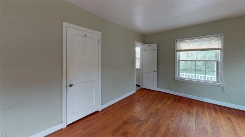 Photo 9 of 50 residential for sale in Norfolk virginia