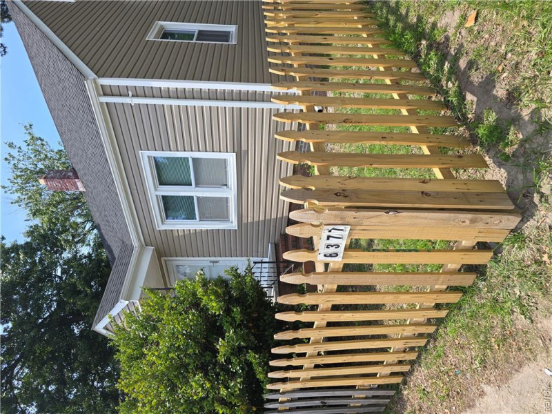 Photo 4 of 43 residential for sale in Norfolk virginia Photo 4 of 43 residential for sale in Norfolk virginia