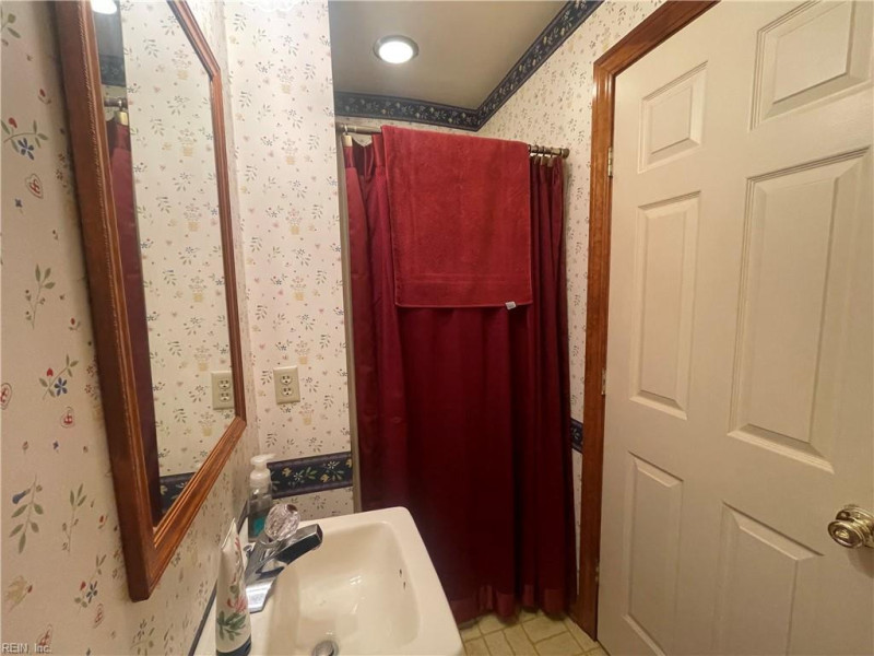 Photo 21 of 31 residential for sale in Franklin virginia Photo 21 of 31 residential for sale in Franklin virginia