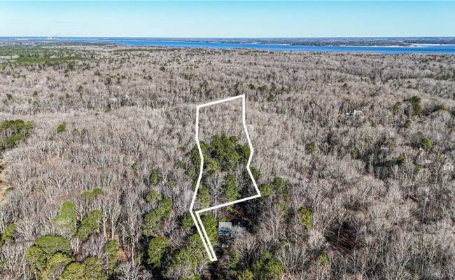 5 Meadow Circle, James City County, VA 23188