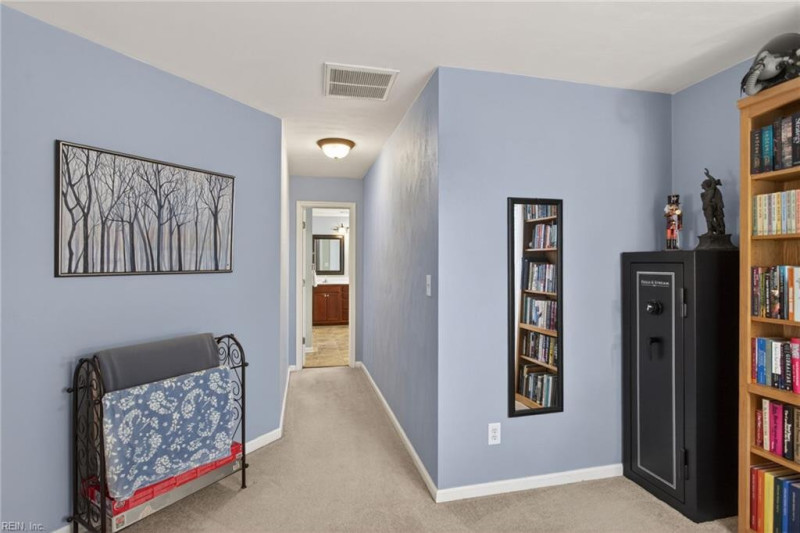 Photo 20 of 39 residential for sale in Virginia Beach virginia