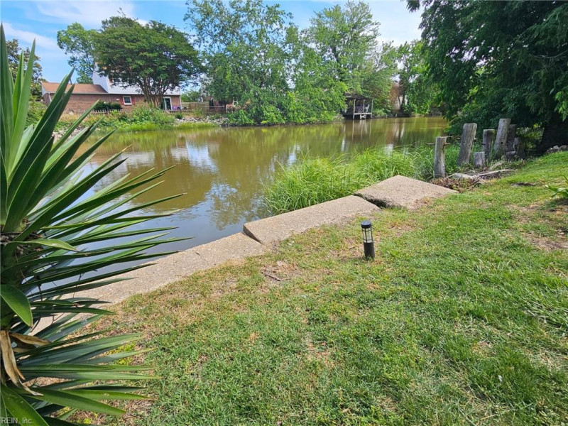 Photo 35 of 40 residential for sale in Hampton virginia Photo 35 of 40 residential for sale in Hampton virginia