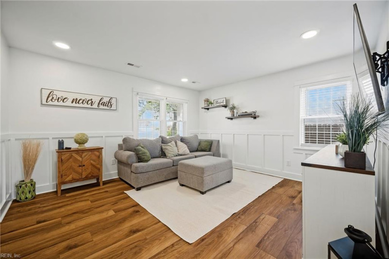 Photo 8 of 40 residential for sale in Hampton virginia Photo 8 of 40 residential for sale in Hampton virginia