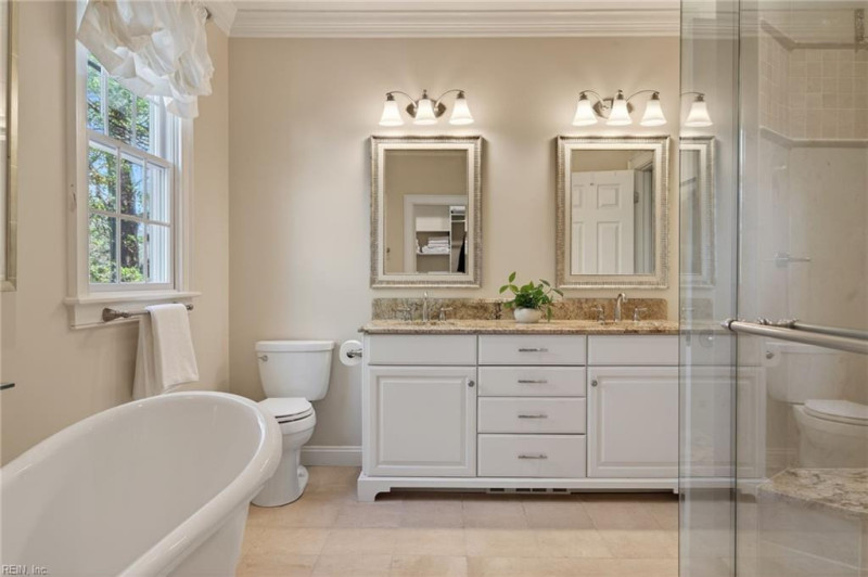 Photo 25 of 46 residential for sale in Suffolk virginia