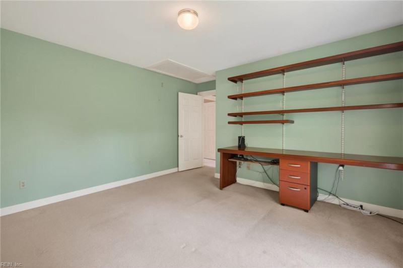 Photo 32 of 46 residential for sale in Suffolk virginia