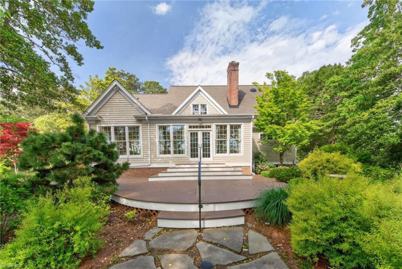 Photo 37 of 46 residential for sale in Suffolk virginia
