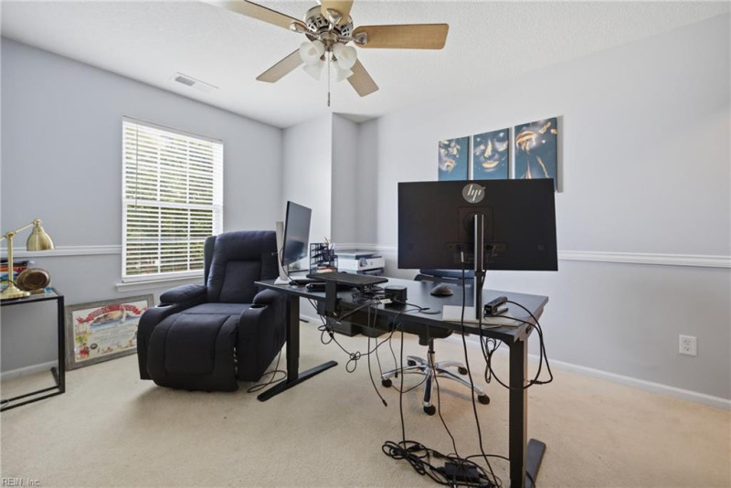 Photo 25 of 44 residential for sale in Suffolk virginia