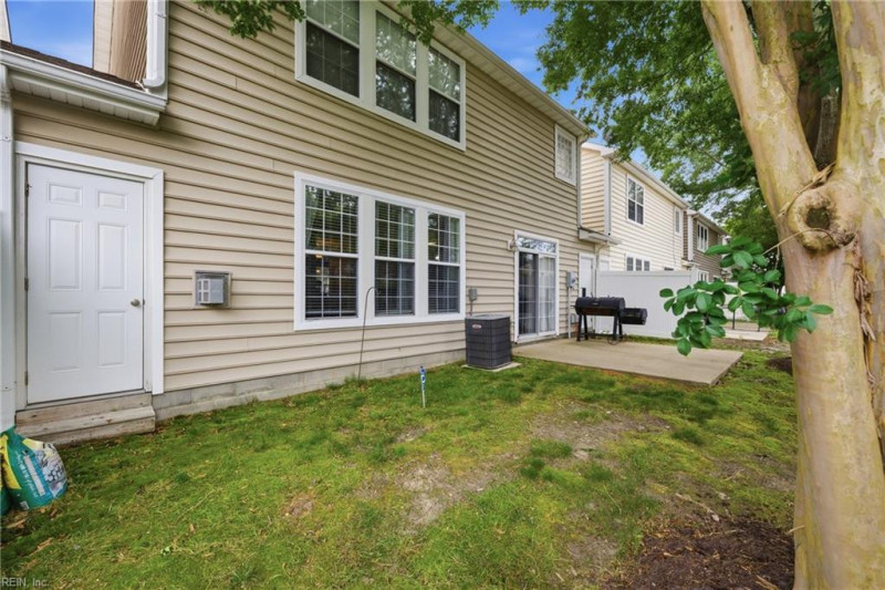Photo 29 of 44 residential for sale in Suffolk virginia