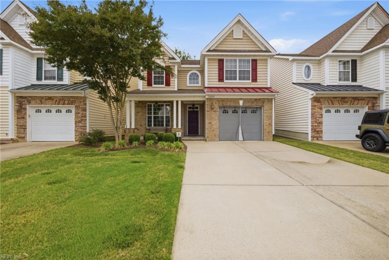 Photo 3 of 44 residential for sale in Suffolk virginia