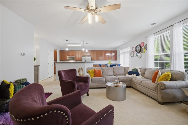Photo 6 of 44 residential for sale in Suffolk virginia