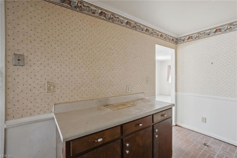 Photo 29 of 50 residential for sale in Chesapeake virginia
