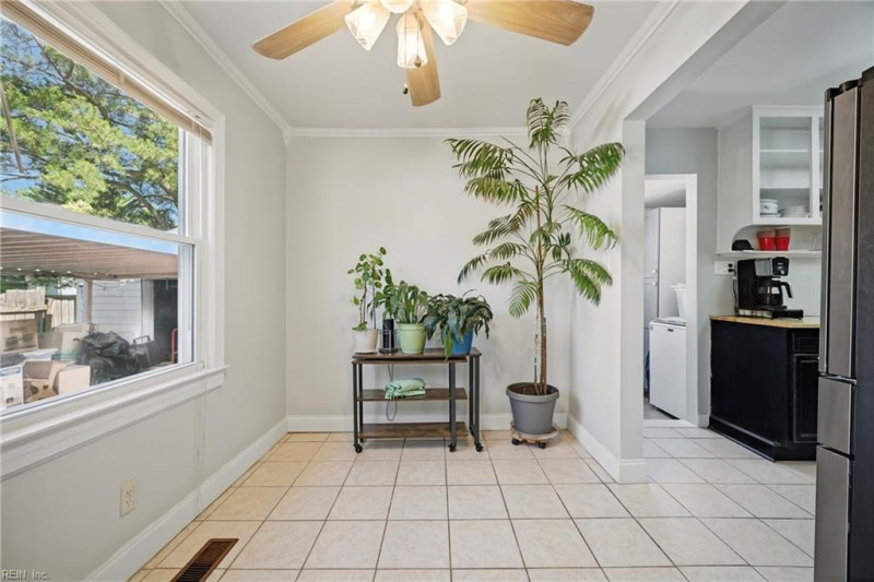 Photo 20 of 43 residential for sale in Norfolk virginia