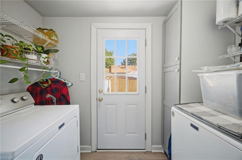 Photo 26 of 43 residential for sale in Norfolk virginia