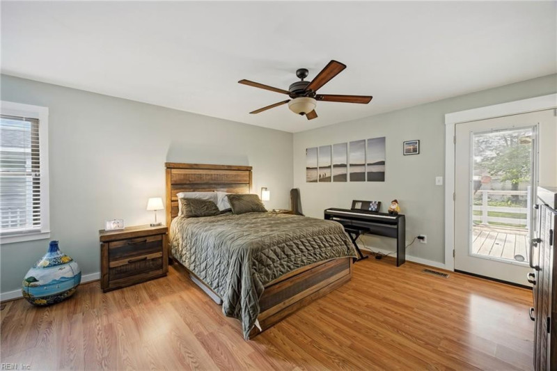 Photo 11 of 44 residential for sale in Chesapeake virginia