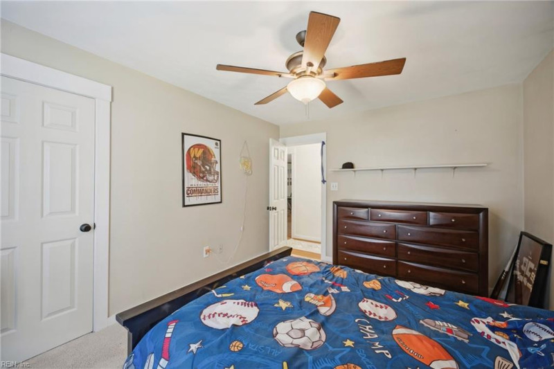 Photo 14 of 44 residential for sale in Chesapeake virginia