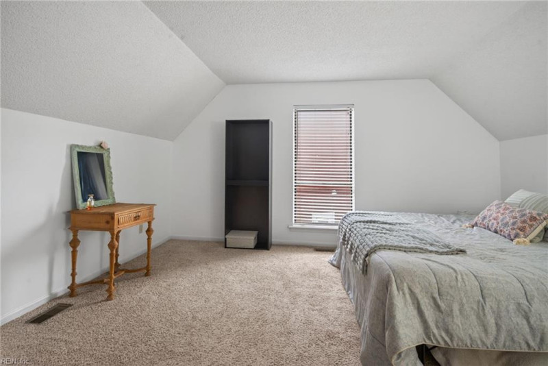 Photo 17 of 22 residential for sale in Virginia Beach virginia