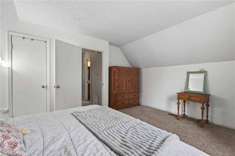 Photo 18 of 22 residential for sale in Virginia Beach virginia