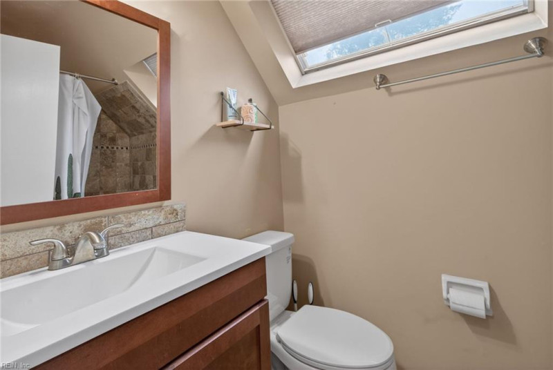 Photo 19 of 22 residential for sale in Virginia Beach virginia