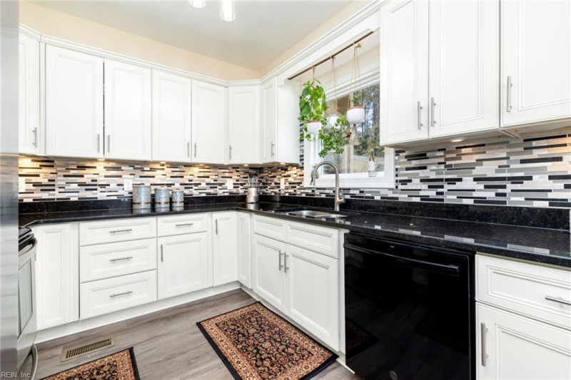 Photo 4 of 50 residential for sale in Northampton County virginia