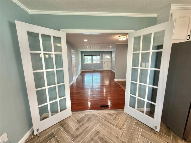 Photo 7 of 26 residential for sale in Hampton virginia Photo 7 of 26 residential for sale in Hampton virginia