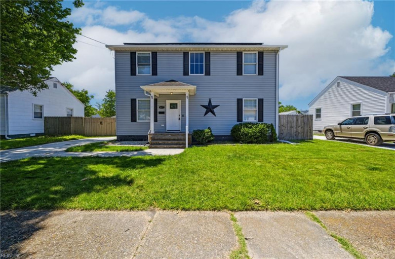 Photo 1 of 38 residential for sale in Norfolk virginia
