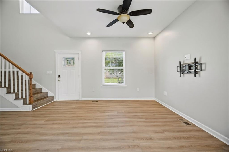 Photo 19 of 38 residential for sale in Norfolk virginia
