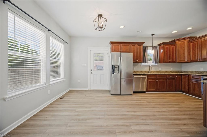 Photo 20 of 38 residential for sale in Norfolk virginia