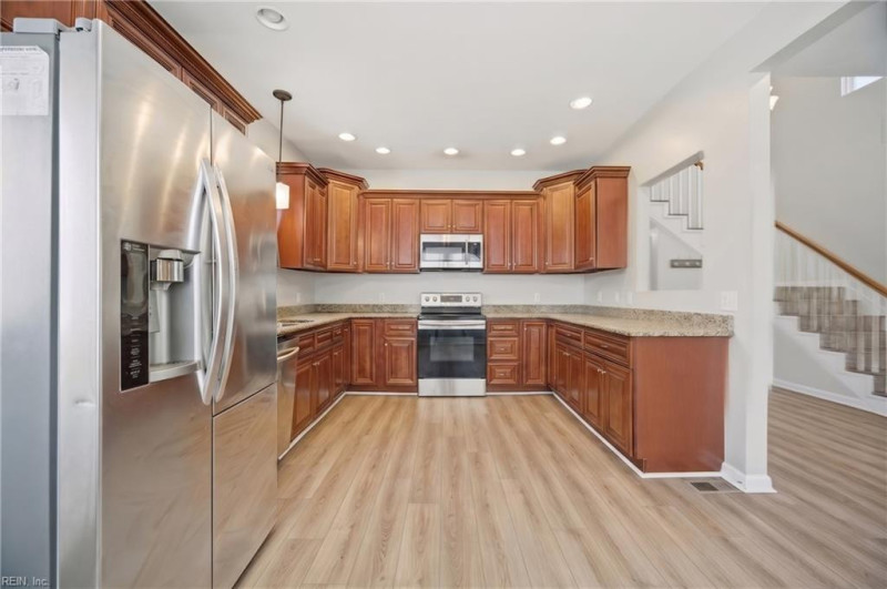 Photo 21 of 38 residential for sale in Norfolk virginia