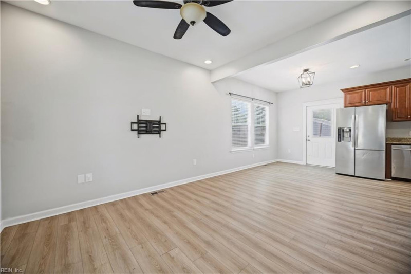 Photo 23 of 38 residential for sale in Norfolk virginia