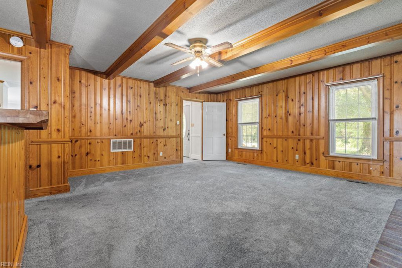 Photo 16 of 48 residential for sale in Southampton County virginia