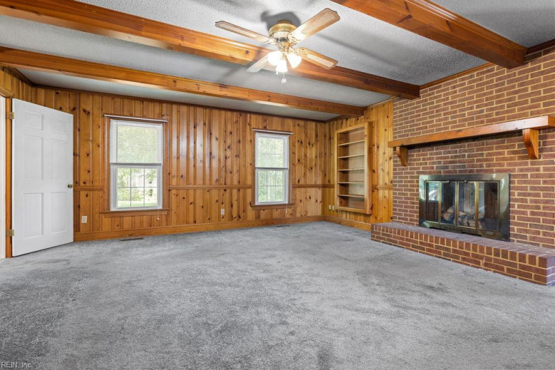 Photo 18 of 48 residential for sale in Southampton County virginia