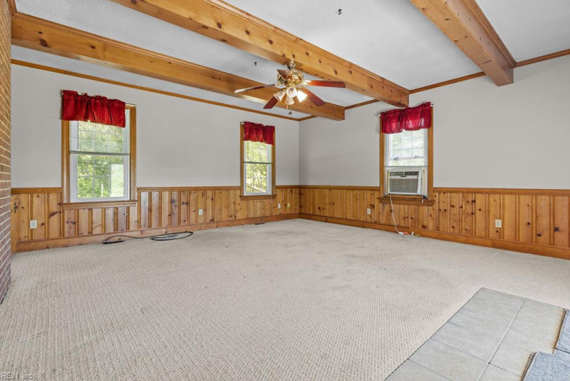 Photo 19 of 48 residential for sale in Southampton County virginia