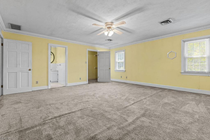 Photo 25 of 48 residential for sale in Southampton County virginia
