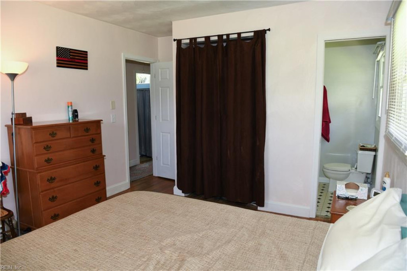 Photo 11 of 25 residential for sale in Isle of Wight County virginia