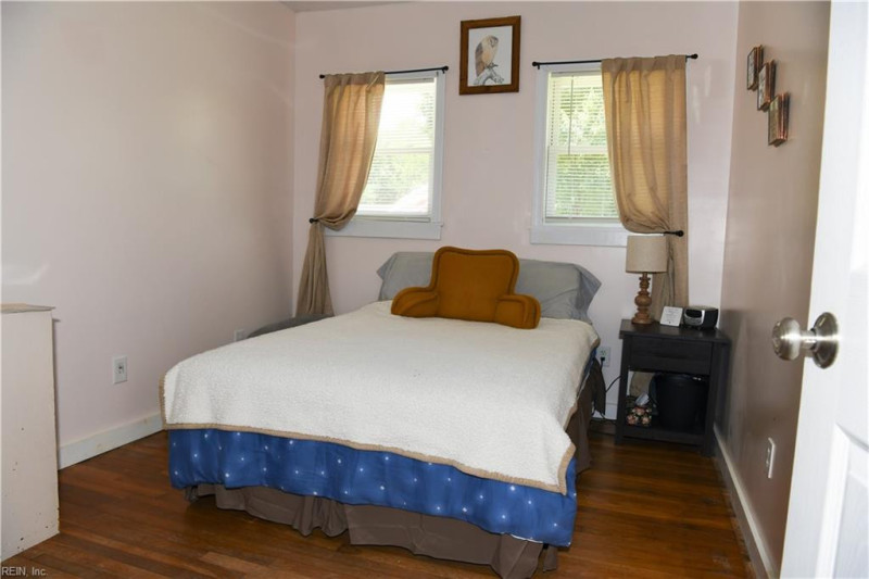 Photo 17 of 25 residential for sale in Isle of Wight County virginia